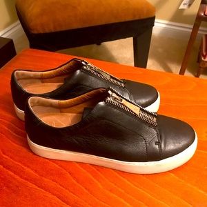 FRYE Black Leather Women Sneakers